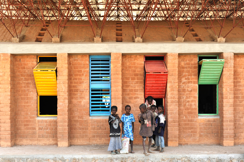 Kéré Architecture Gando Primary School Extension; Gando, Burkina Faso, 2008 © Erik Jan Ouwerkerk